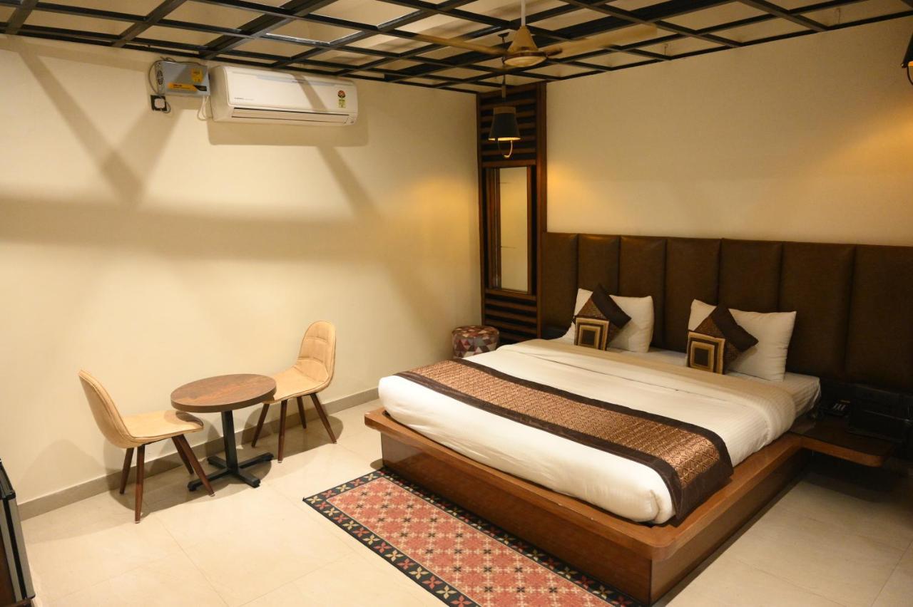 Hotel Grand Kailash,Kotdwāra المظهر الخارجي الصورة