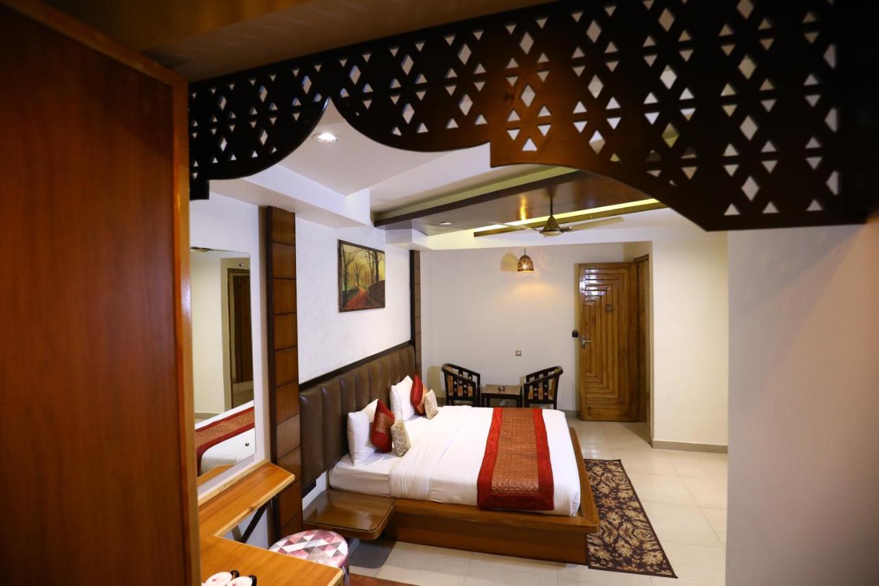 Hotel Grand Kailash,Kotdwāra المظهر الخارجي الصورة