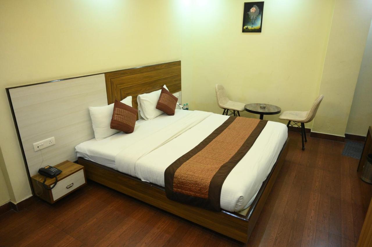 Hotel Grand Kailash,Kotdwāra المظهر الخارجي الصورة