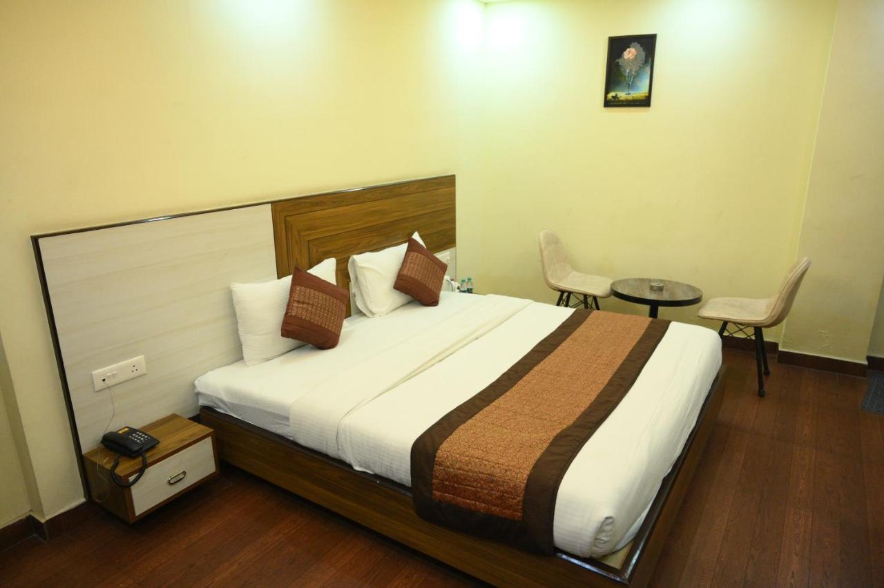Hotel Grand Kailash,Kotdwāra المظهر الخارجي الصورة