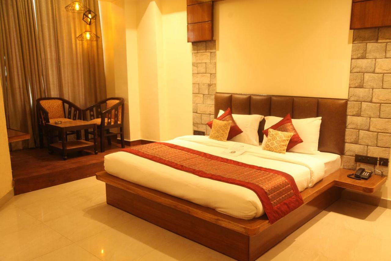 Hotel Grand Kailash,Kotdwāra المظهر الخارجي الصورة